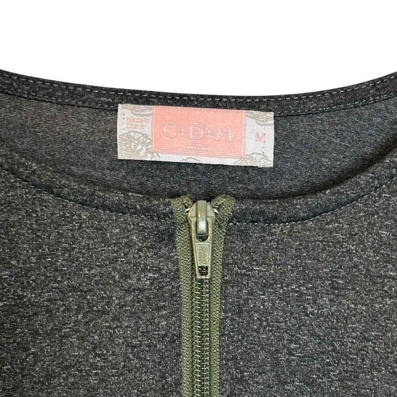 C+D+M Top- 3/4 length sleeves - Picture 3 of 3